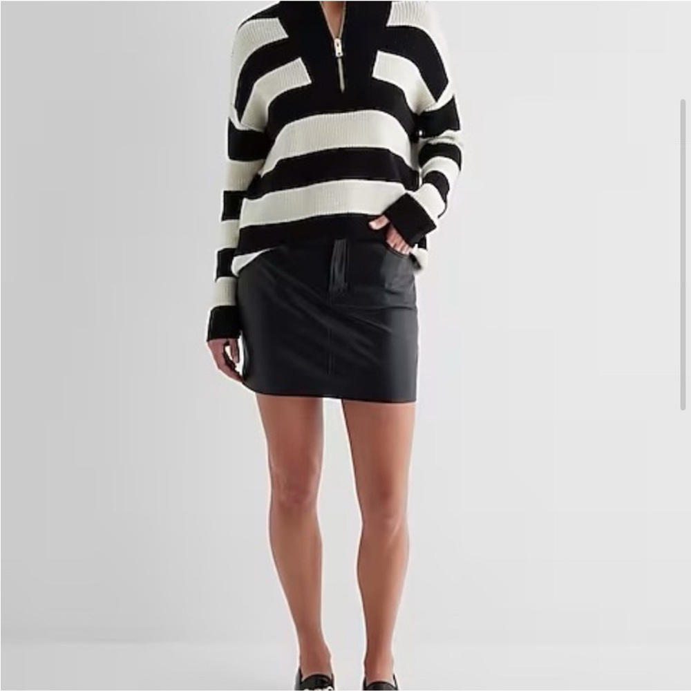 EXPRESS Striped Ribbed Quarter Zip Tunic Sweater | XS